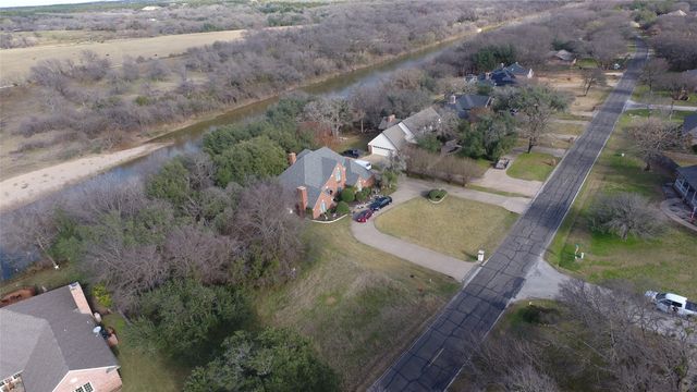 7910 Ravenswood Road, Granbury, TX 76049