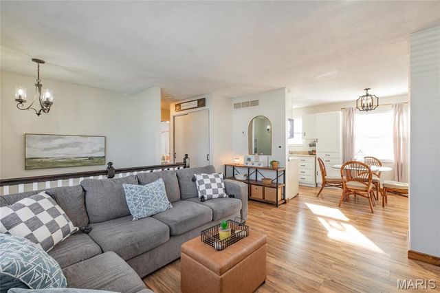 2318 Birch, Alton, IL 62002