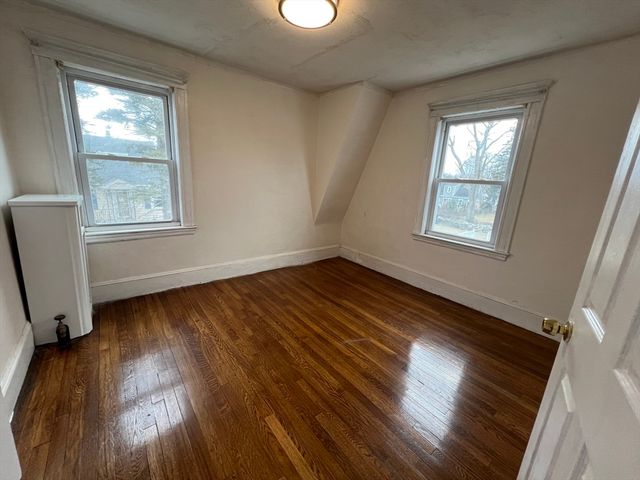 50 Cleveland Ave 50, Braintree, MA 02184