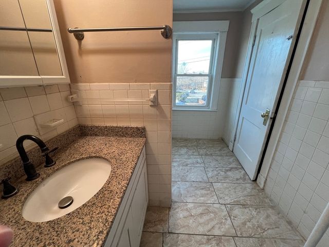 50 Cleveland Ave 50, Braintree, MA 02184