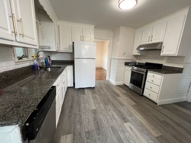 50 Cleveland Ave 50, Braintree, MA 02184