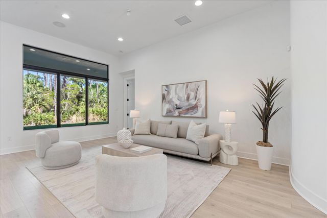 13334 Artisan Circle, Palm Beach Gardens, FL 33418