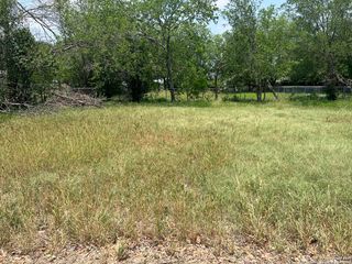 217 Avenue B, Converse, TX 78109