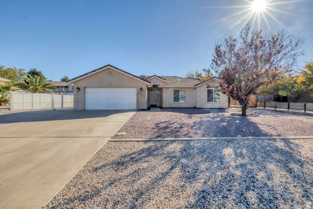 830 LARKSPUR RD, St. George, UT 84790