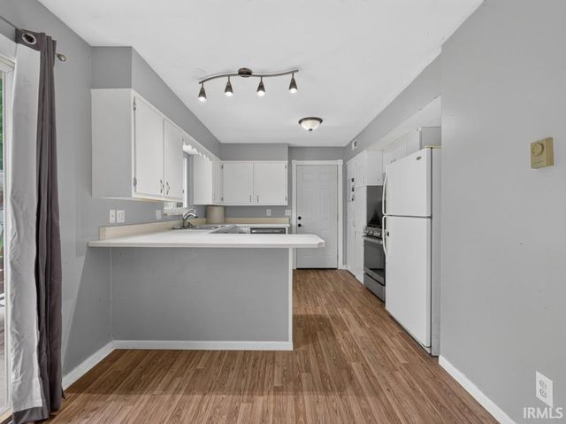 3728 Spruce Drive, Fort Wayne, IN 46809