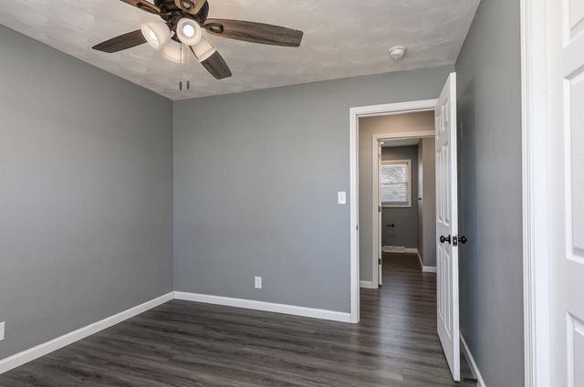 3847 S Broadway Avenue, Springfield, MO 65807