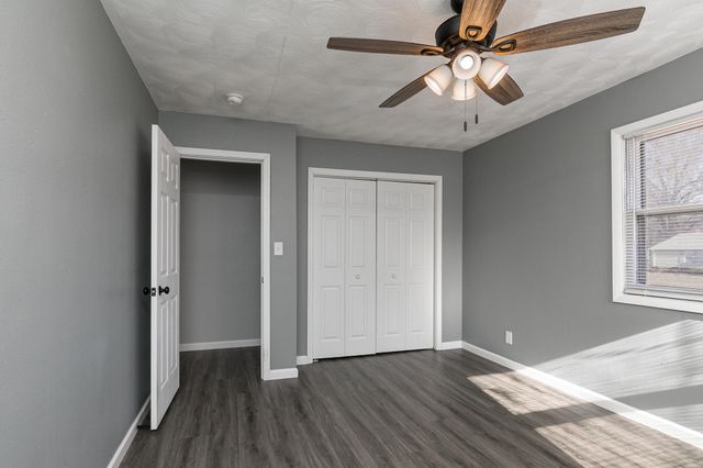 3847 S Broadway Avenue, Springfield, MO 65807