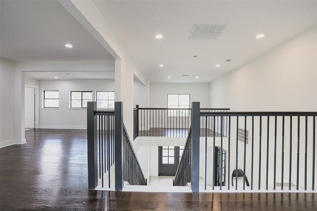 5614 Indian Circle, Houston, TX 77056
