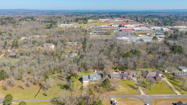 128 Parkway Pl, Pearcy, AR 71964