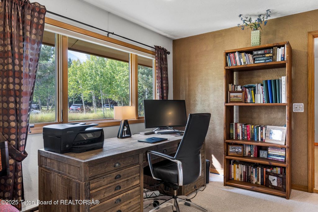 3610 N LAKE CREEK Drive, Wilson, WY 83014 photo 26