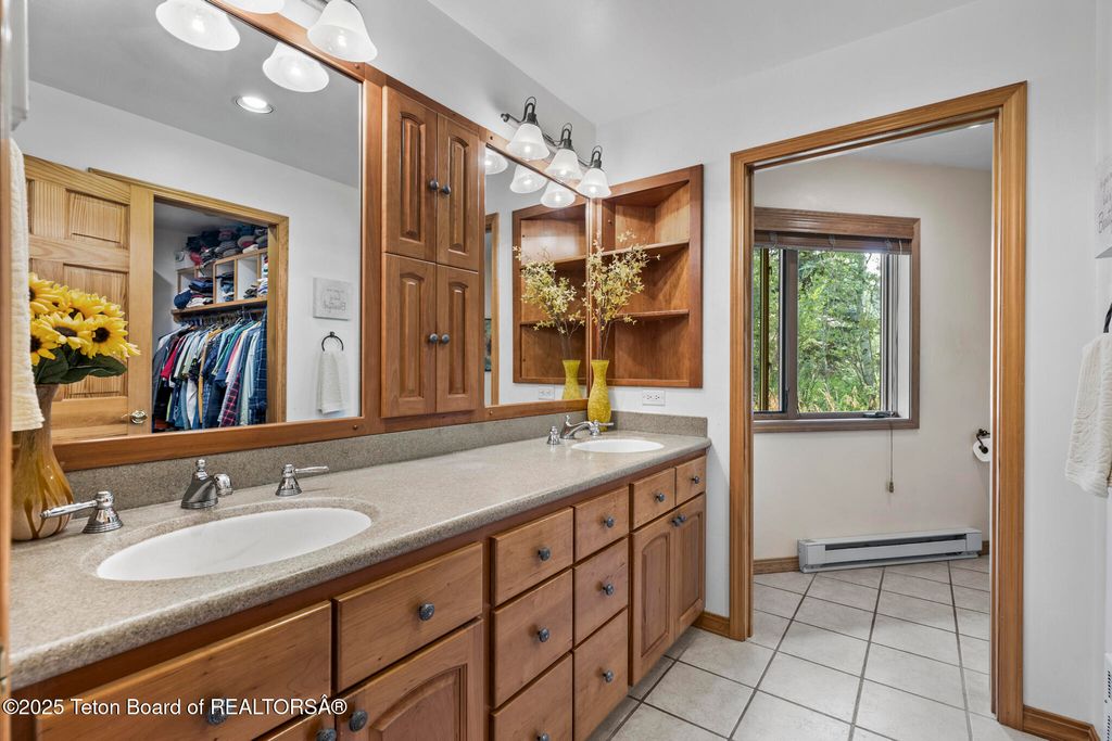 3610 N LAKE CREEK Drive, Wilson, WY 83014 photo 32