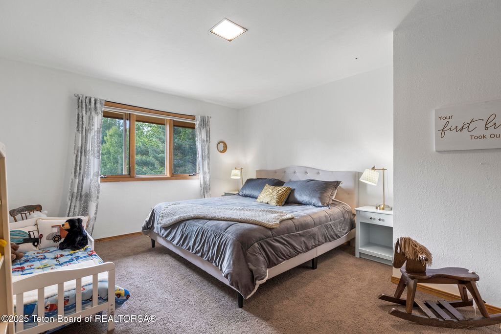 3610 N LAKE CREEK Drive, Wilson, WY 83014 photo 41