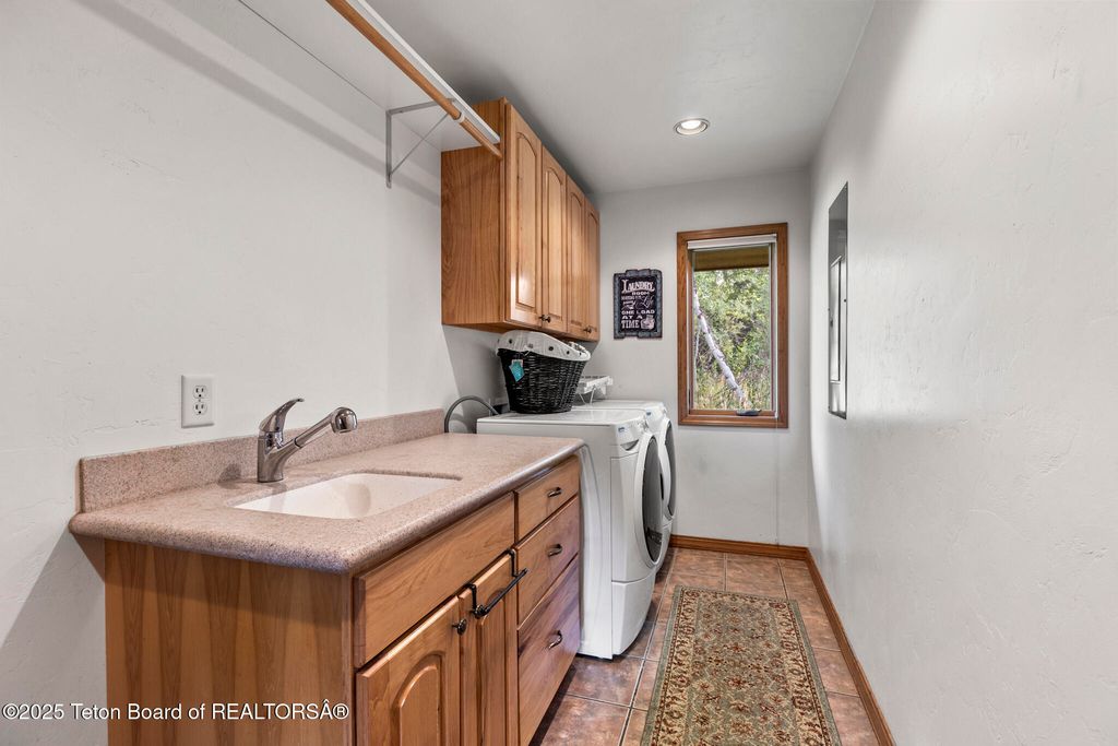 3610 N LAKE CREEK Drive, Wilson, WY 83014 photo 48