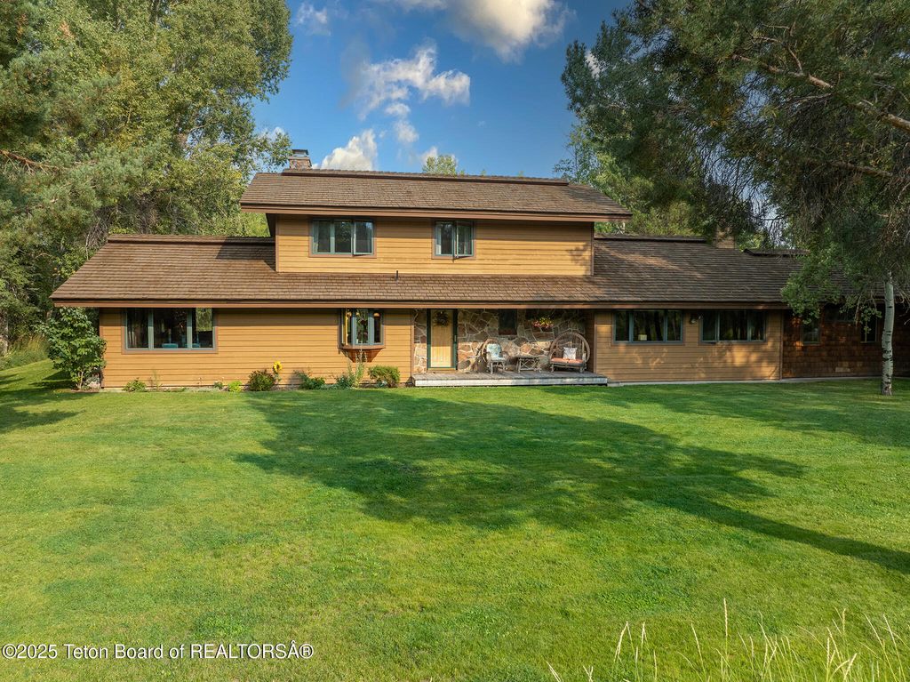 3610 N LAKE CREEK Drive, Wilson, WY 83014 photo 54