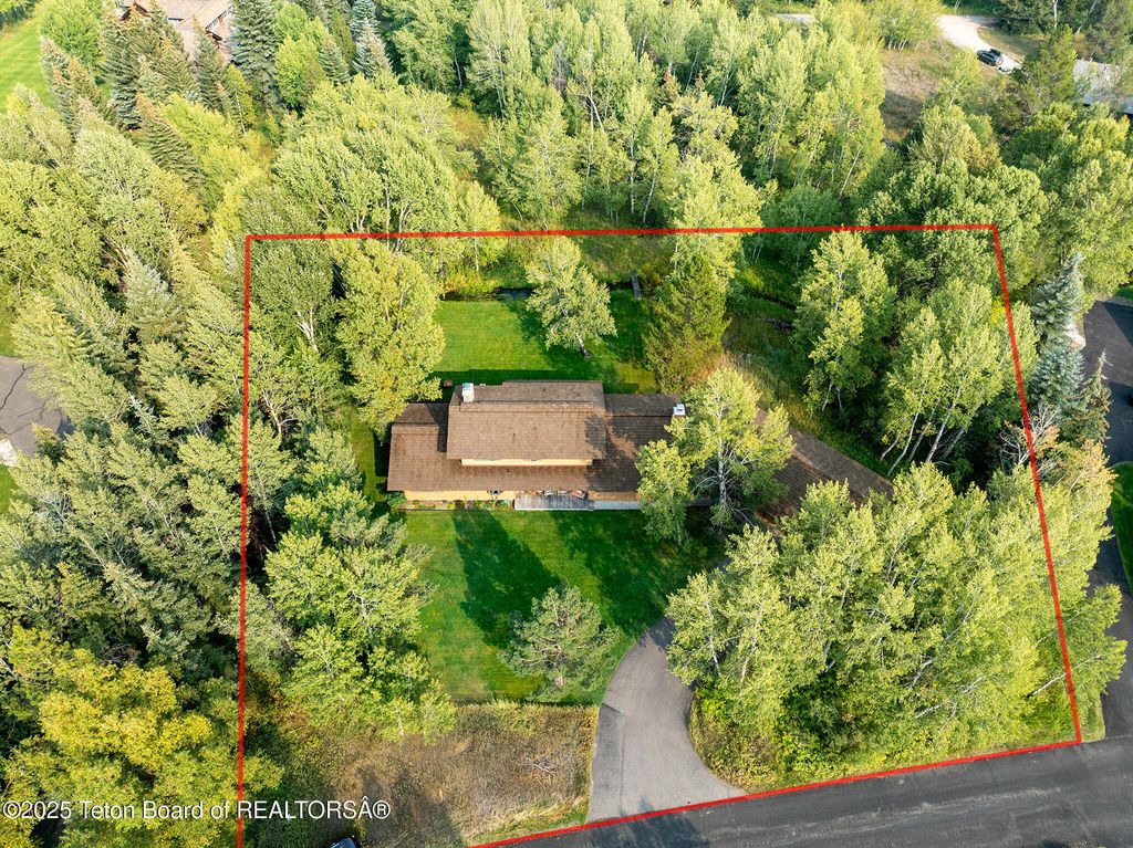 3610 N LAKE CREEK Drive, Wilson, WY 83014 photo 57