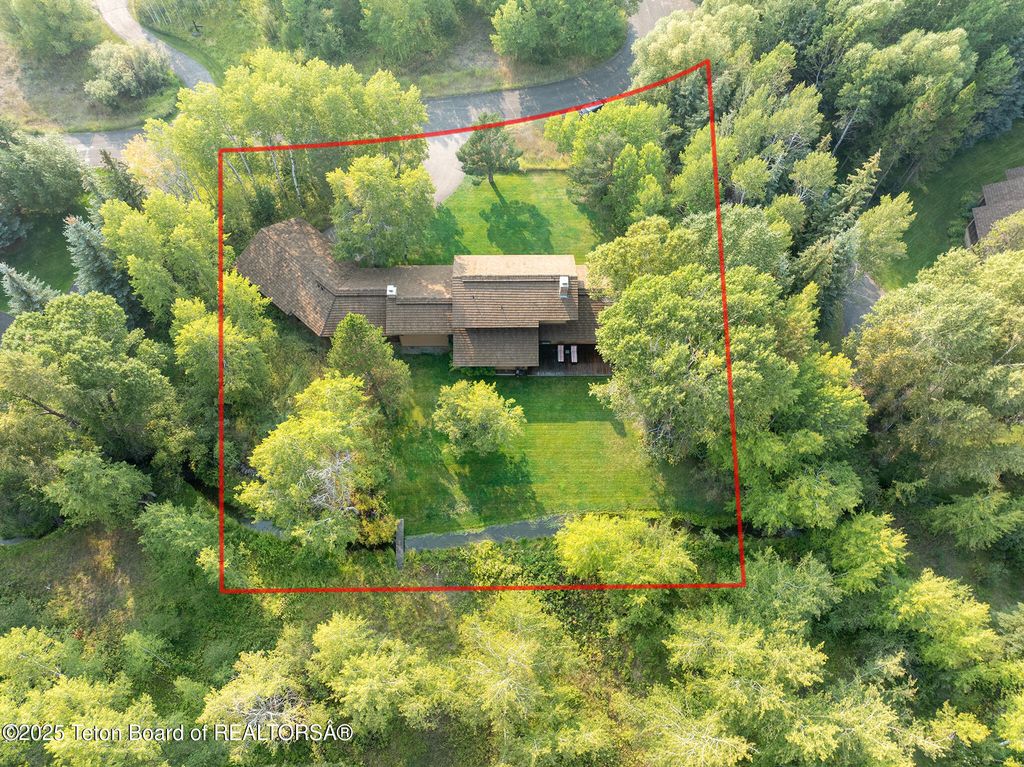 3610 N LAKE CREEK Drive, Wilson, WY 83014 photo 58