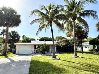 1810 Eucalyptus Avenue, Fort Pierce, FL 34949
