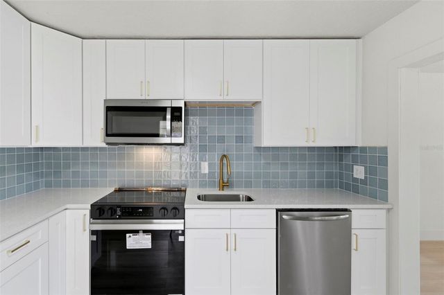 5310 40TH AVENUE N, St Petersburg, FL 33709