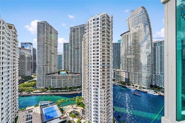 900 Brickell Key Blvd 2004, Miami, FL 33131