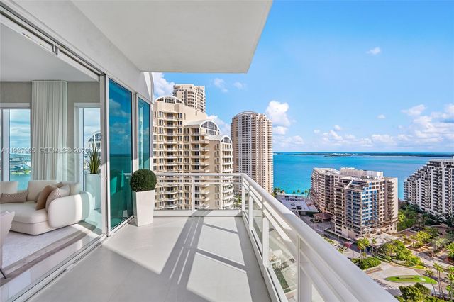 900 Brickell Key Blvd 2004, Miami, FL 33131