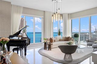 900 Brickell Key Blvd 2004, Miami, FL 33131