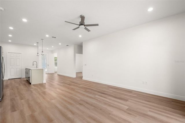 136 11TH AVENUE, Osteen, FL 32764