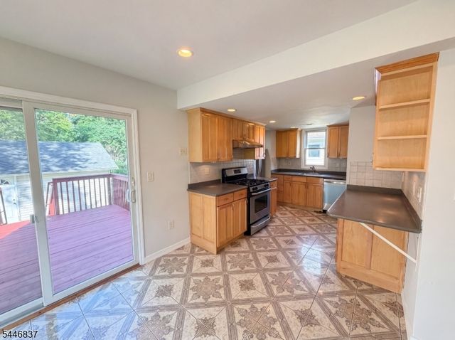 506 Lyons Rd, Bernards Twp., NJ 07920
