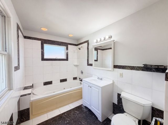 506 Lyons Rd, Bernards Twp., NJ 07920