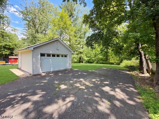 506 Lyons Rd, Bernards Twp., NJ 07920