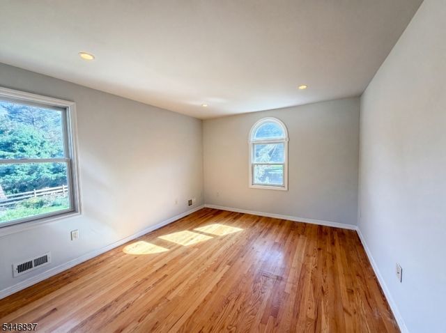 506 Lyons Rd, Bernards Twp., NJ 07920