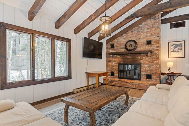 261 Handle Road, Dover, VT 05356