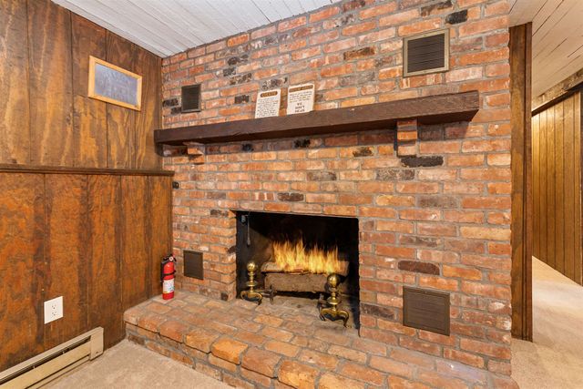 261 Handle Road, Dover, VT 05356