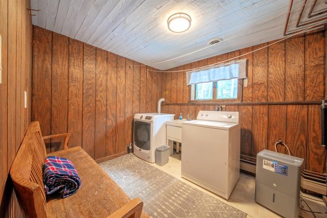 261 Handle Road, Dover, VT 05356