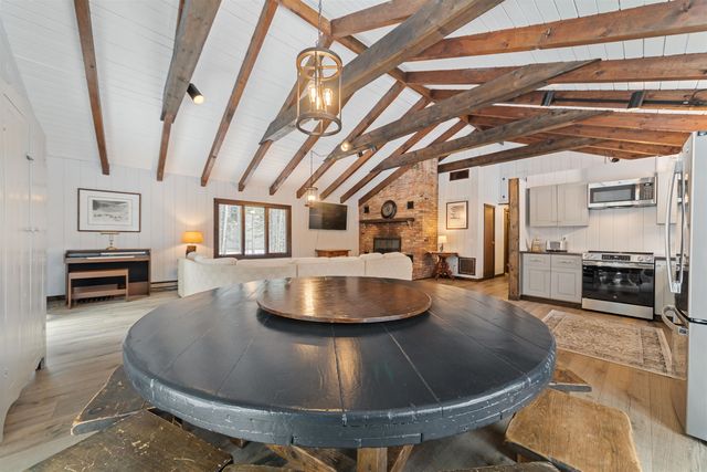 261 Handle Road, Dover, VT 05356