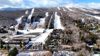 261 Handle Road, Dover, VT 05356