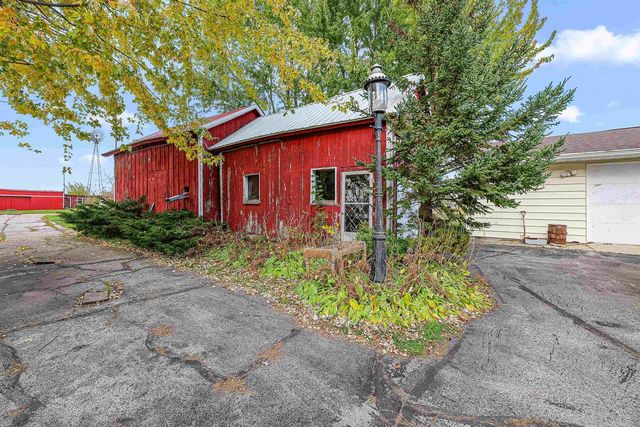 W644 STATE ROAD 67, Lomira, WI 53048