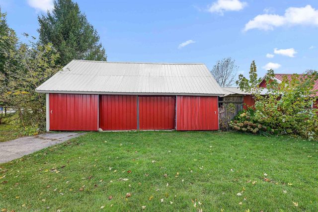 W644 STATE ROAD 67, Lomira, WI 53048