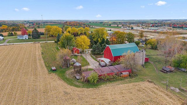 W644 STATE ROAD 67, Lomira, WI 53048