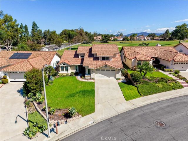 2662 Magellan Lane, Vista, CA 92081