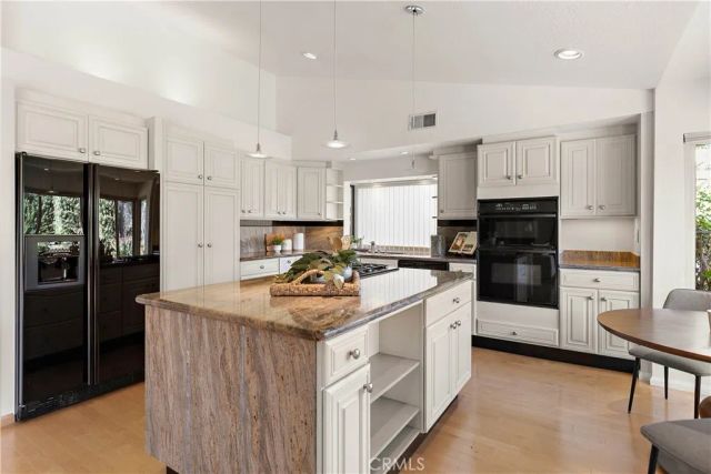 2662 Magellan Lane, Vista, CA 92081