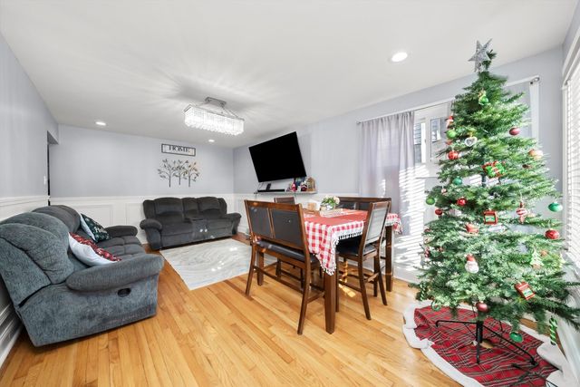 2920 141st Street, Blue Island, IL 60406