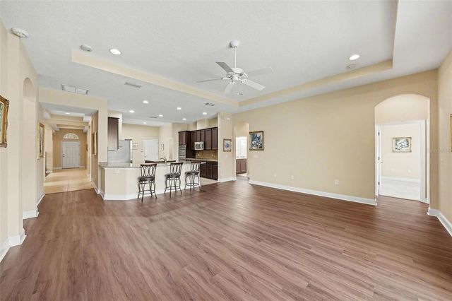 20153 OAKFLOWER AVENUE, Tampa, FL 33647