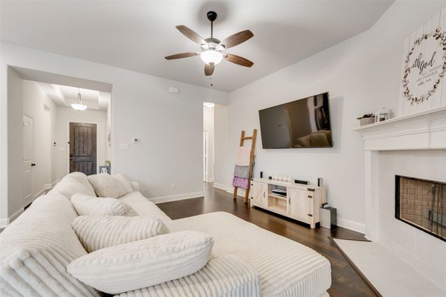 247 Old Settlers Trail, Waxahachie, TX 75167