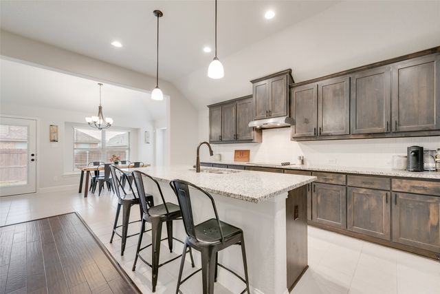 247 Old Settlers Trail, Waxahachie, TX 75167