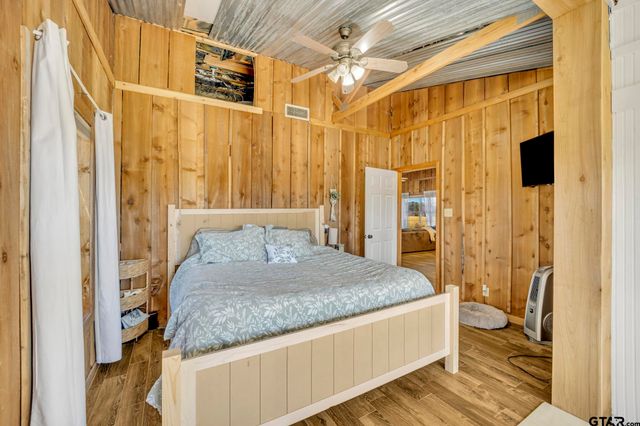 19316 Spillway Rd, Winona, TX 75792