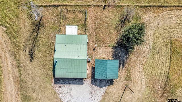 19316 Spillway Rd, Winona, TX 75792