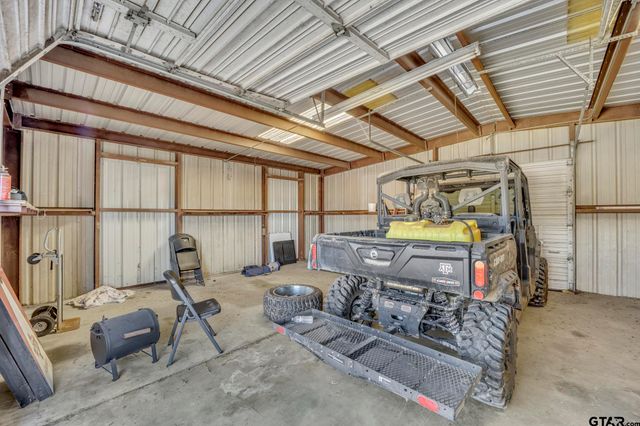 19316 Spillway Rd, Winona, TX 75792