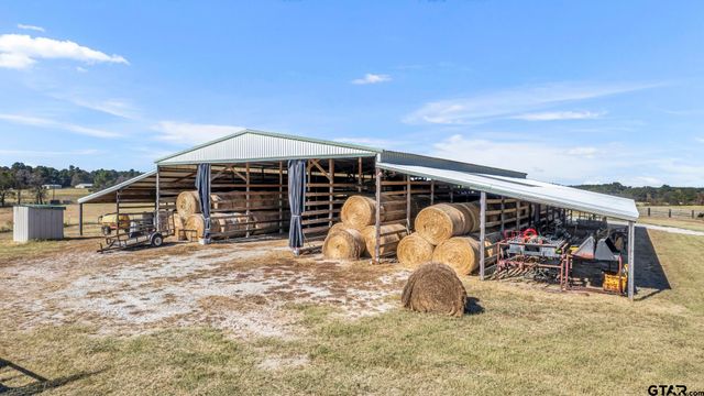 19316 Spillway Rd, Winona, TX 75792