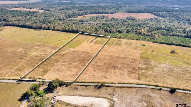 19316 Spillway Rd, Winona, TX 75792