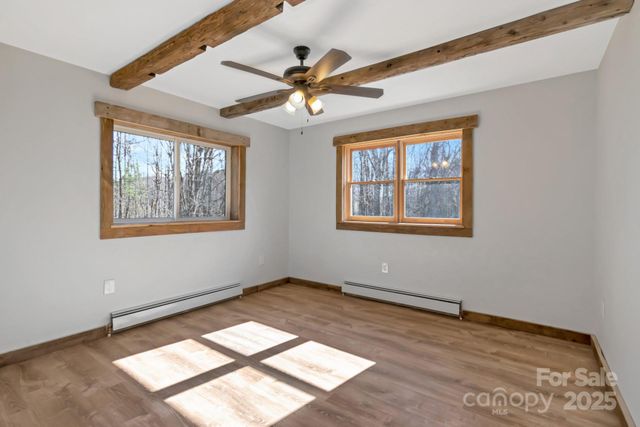 486 Hunter-Lysik Way, Laurel Springs, NC 28644